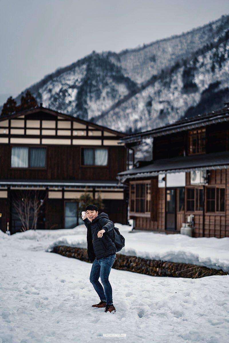 Shirakawa-go Winter Light Up : Japan Travel Guide