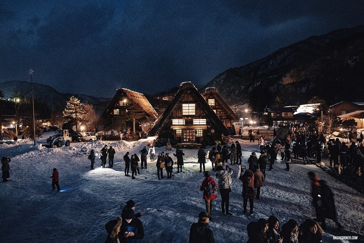 Shirakawa-go Winter Light Up : Japan Travel Guide