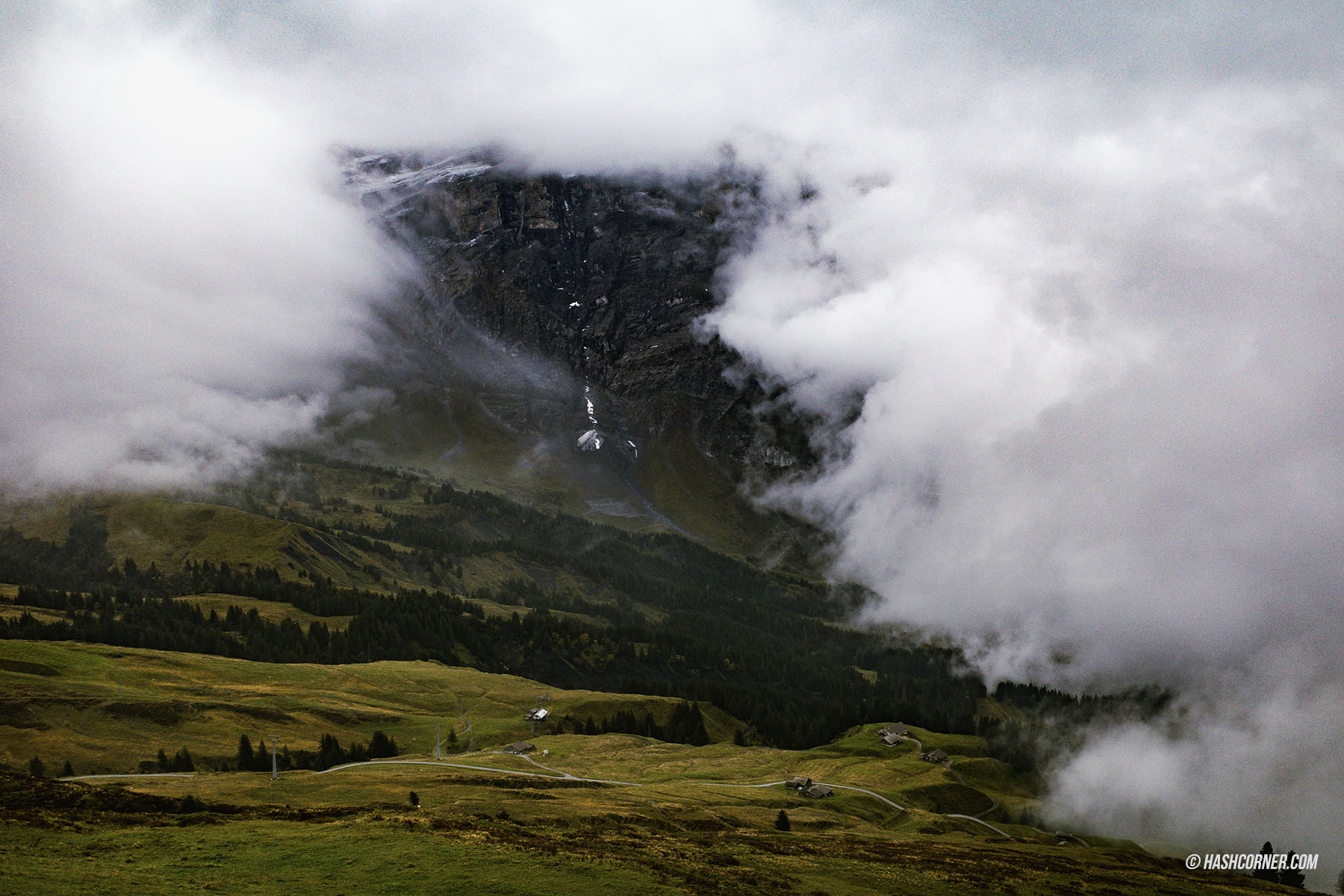 รีวิว อินเทอร์ลาเคิน (Interlaken) x สวิตเซอร์แลนด์ เมืองสองทะเลสาบ