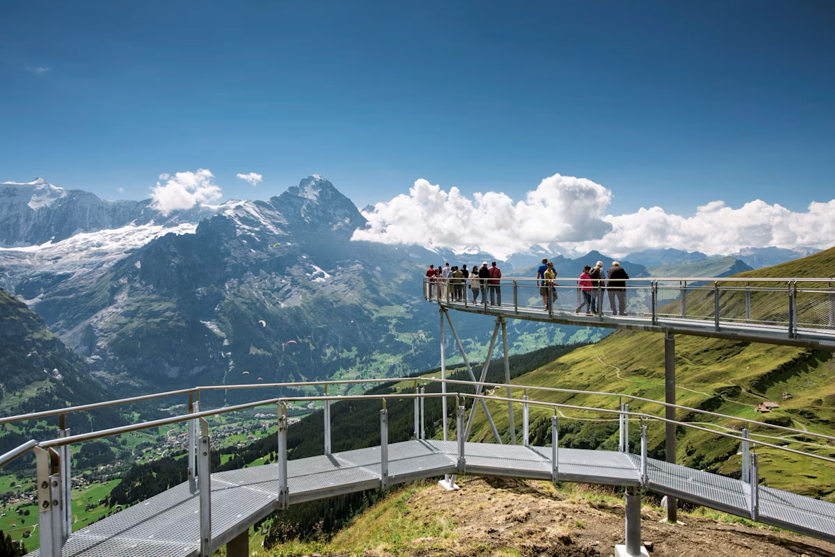 รีวิว อินเทอร์ลาเคิน (Interlaken) x สวิตเซอร์แลนด์ เมืองสองทะเลสาบ