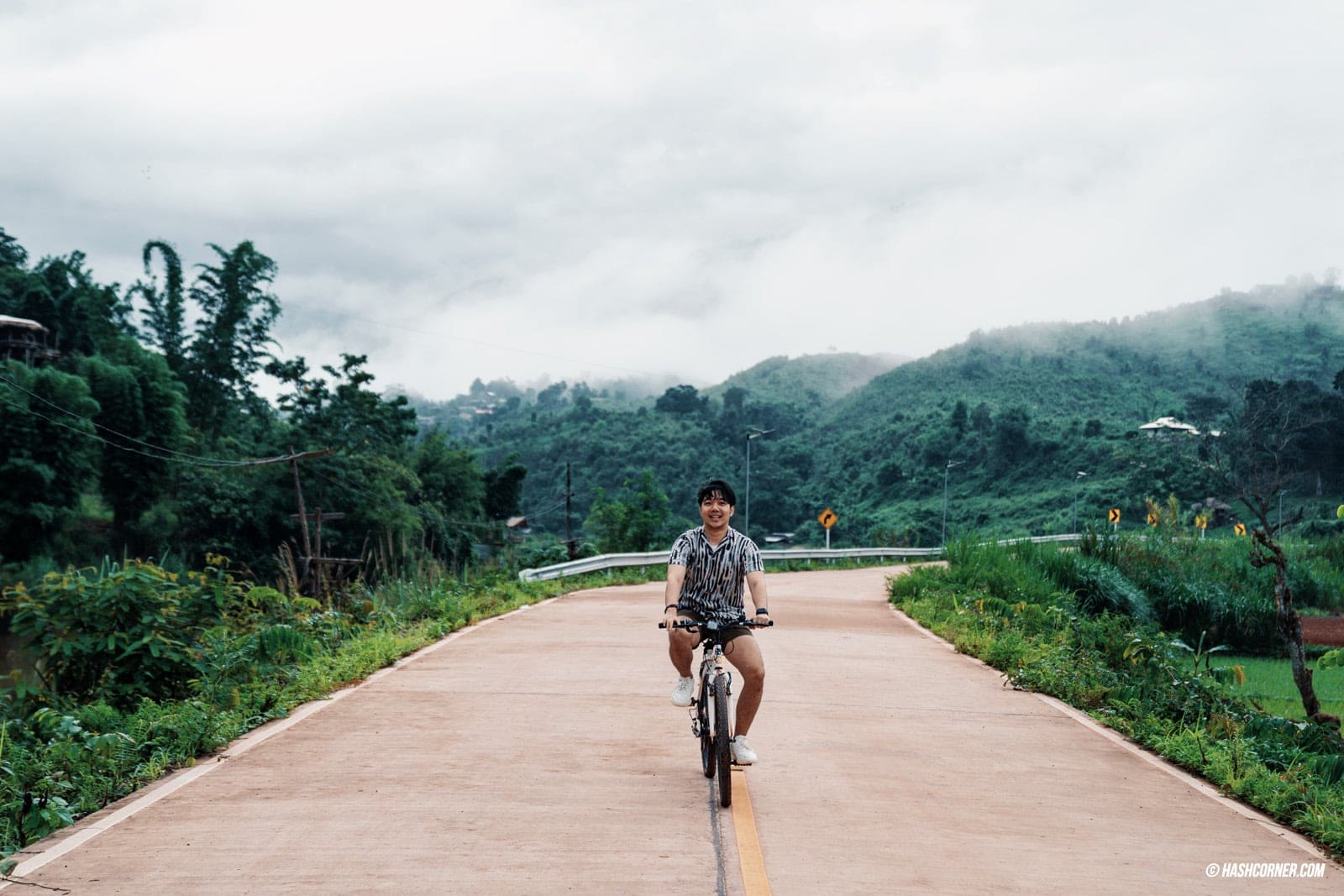 รีวิว บ้านสะปัน x น่าน : ความสงบโอบกอดด้วยภูเขา