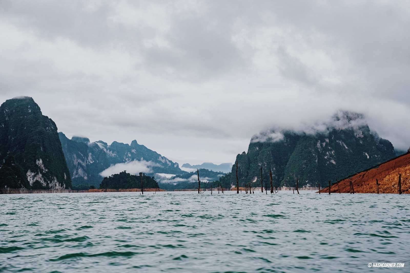 รีวิว เขื่อนเชี่ยวหลาน x สุราษฎร์ธานี ล่องเรือนอนแพ