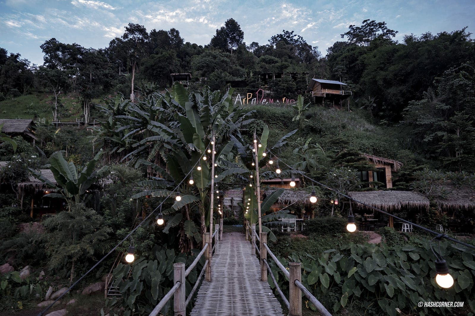 รีวิว น่าน: 27 ที่เที่ยวน่านสุดปัง! สะปัน-บ่อเกลือ-ปัว