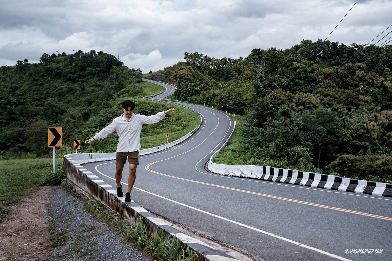รีวิว น่าน: 27 ที่เที่ยวน่านสุดปัง! สะปัน-บ่อเกลือ-ปัว