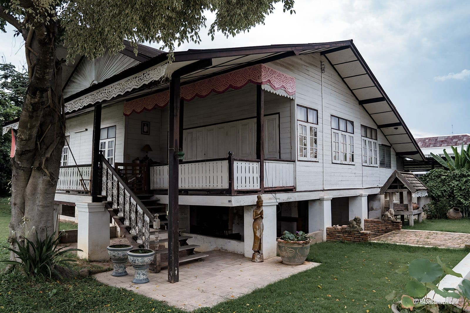 รีวิว น่าน: 27 ที่เที่ยวน่านสุดปัง! สะปัน-บ่อเกลือ-ปัว