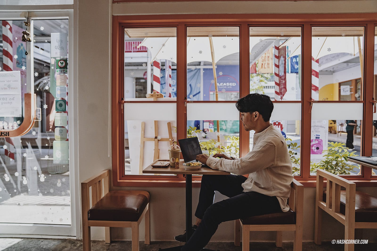 รีวิว อารีย์ x 9 คาเฟ่ ร้านอาหารและของกิน ต้องมาลอง!