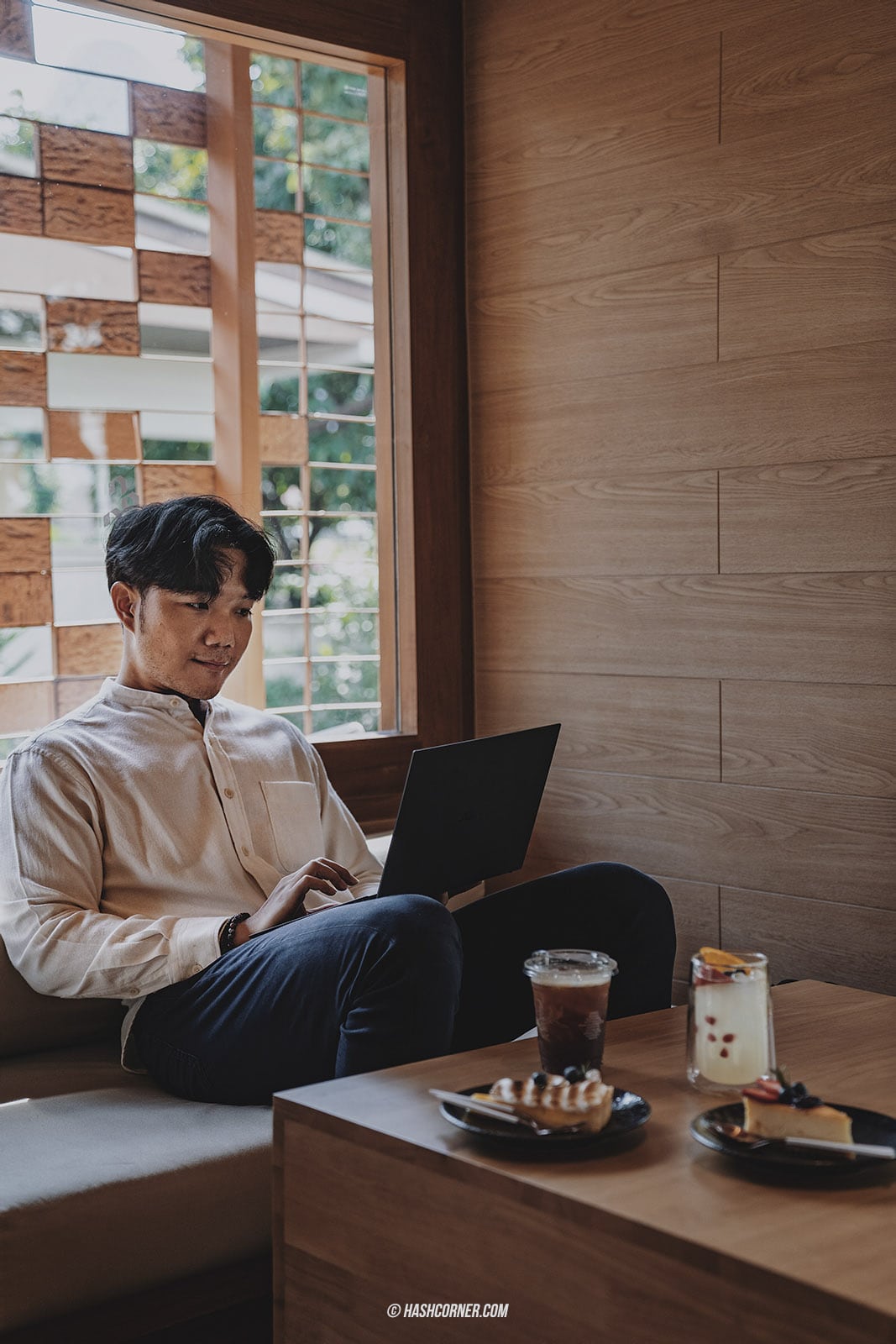 รีวิว อารีย์ x 9 คาเฟ่ ร้านอาหารและของกิน ต้องมาลอง!