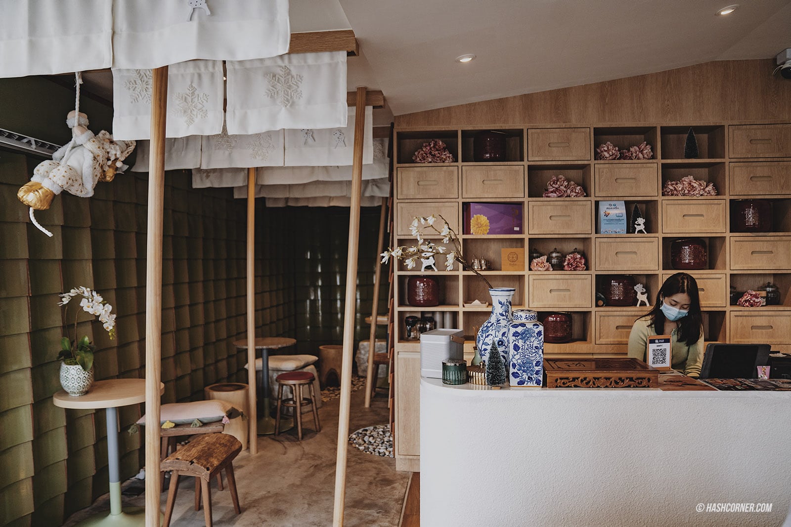 รีวิว อารีย์ x 9 คาเฟ่ ร้านอาหารและของกิน ต้องมาลอง!