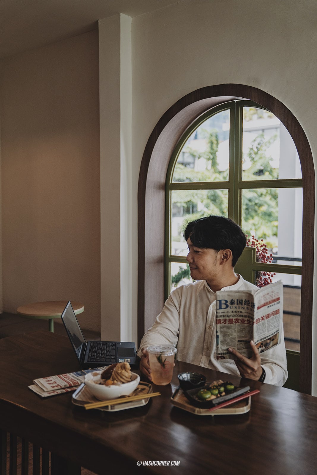 รีวิว อารีย์ x 9 คาเฟ่ ร้านอาหารและของกิน ต้องมาลอง!