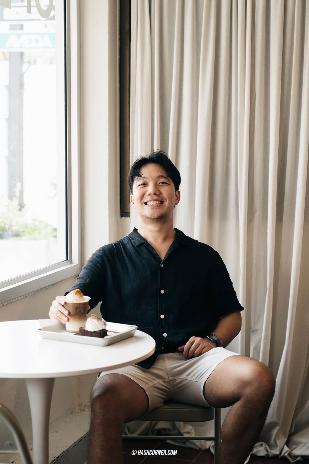 รีวิว อารีย์ x 9 คาเฟ่ ร้านอาหารและของกิน ต้องมาลอง!