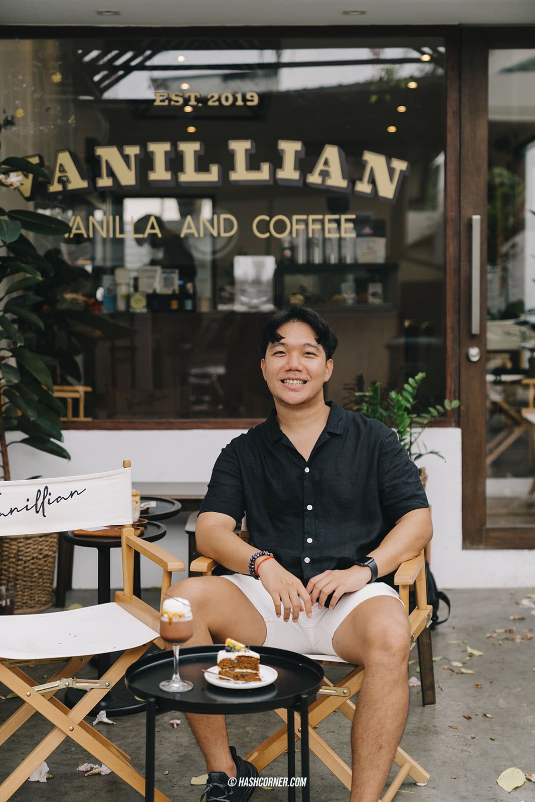 รีวิว อารีย์ x 9 คาเฟ่ ร้านอาหารและของกิน ต้องมาลอง!