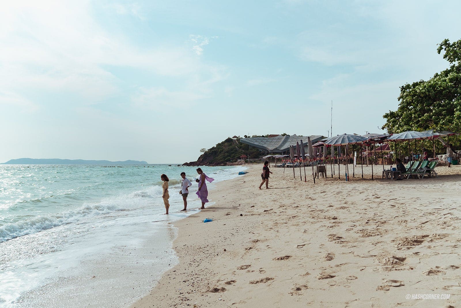 รีวิว เกาะล้าน x พัทยา รวมที่เที่ยวชายหาด-คาเฟ่ สุดปัง!