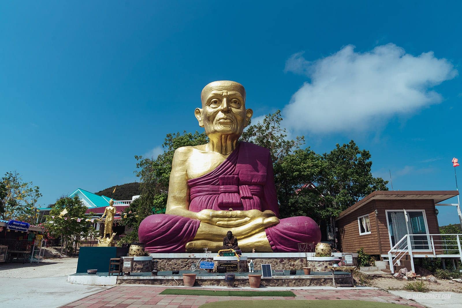รีวิว เกาะล้าน x พัทยา รวมที่เที่ยวชายหาด-คาเฟ่ สุดปัง!