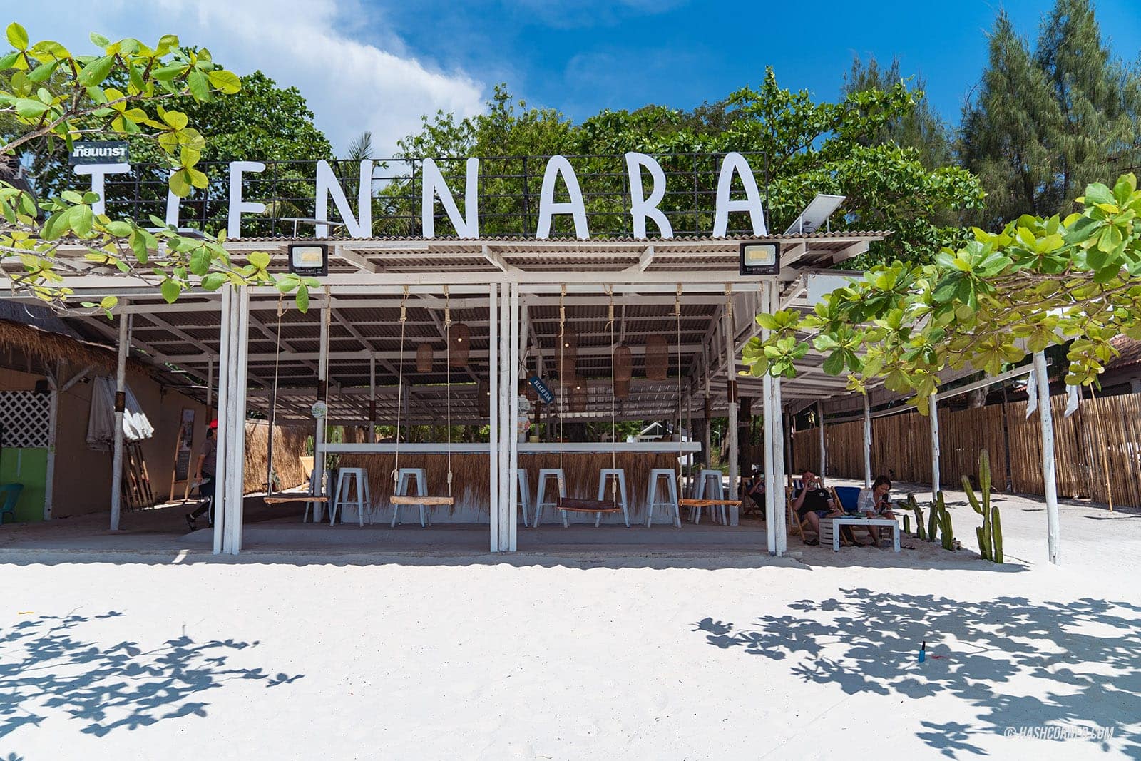 รีวิว เกาะล้าน x พัทยา รวมที่เที่ยวชายหาด-คาเฟ่ สุดปัง!
