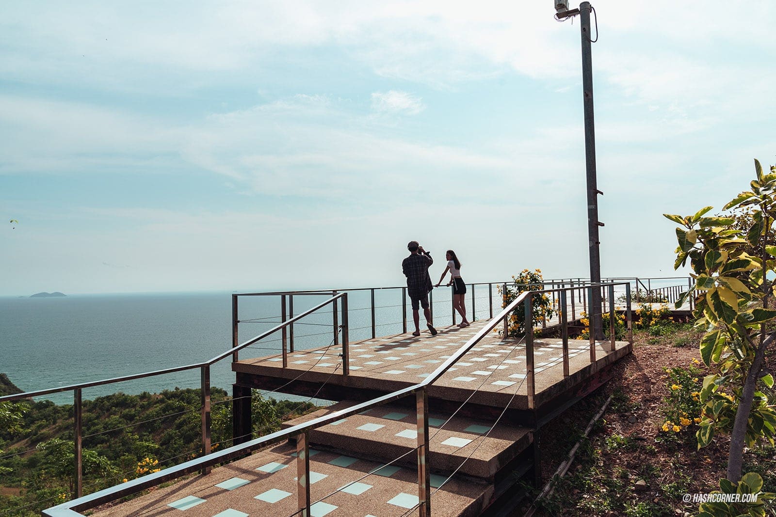 รีวิว เกาะล้าน x พัทยา รวมที่เที่ยวชายหาด-คาเฟ่ สุดปัง!