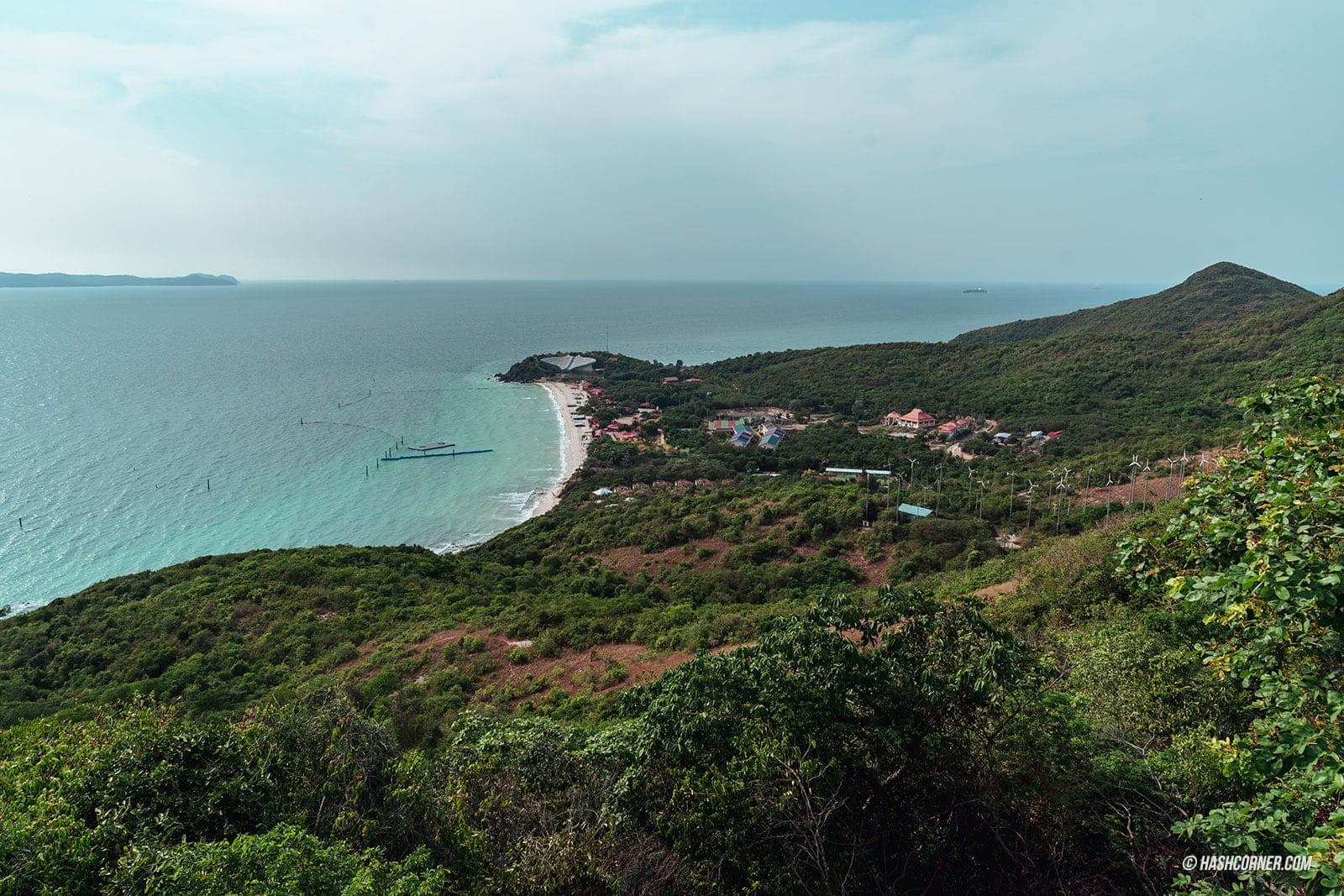 รีวิว เกาะล้าน x พัทยา รวมที่เที่ยวชายหาด-คาเฟ่ สุดปัง!