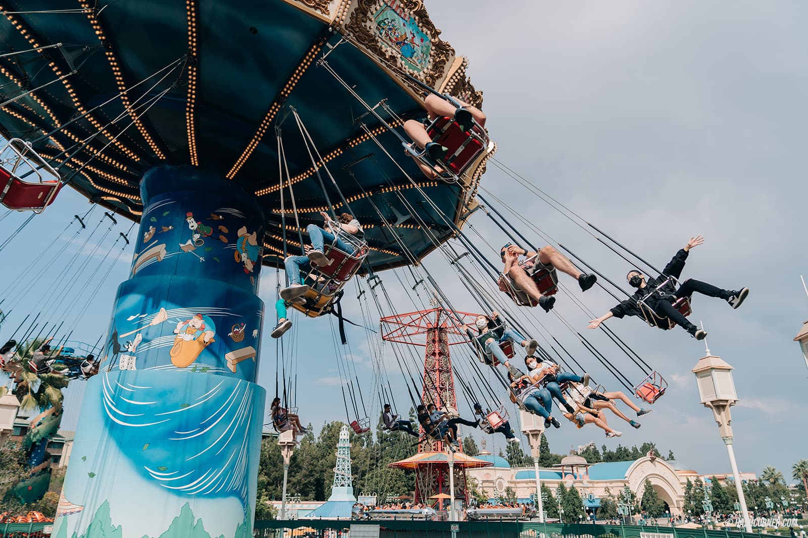 รีวิว Disney California Adventure Park x แคลิฟอร์เนีย เล่นหนักจัดเต็ม!