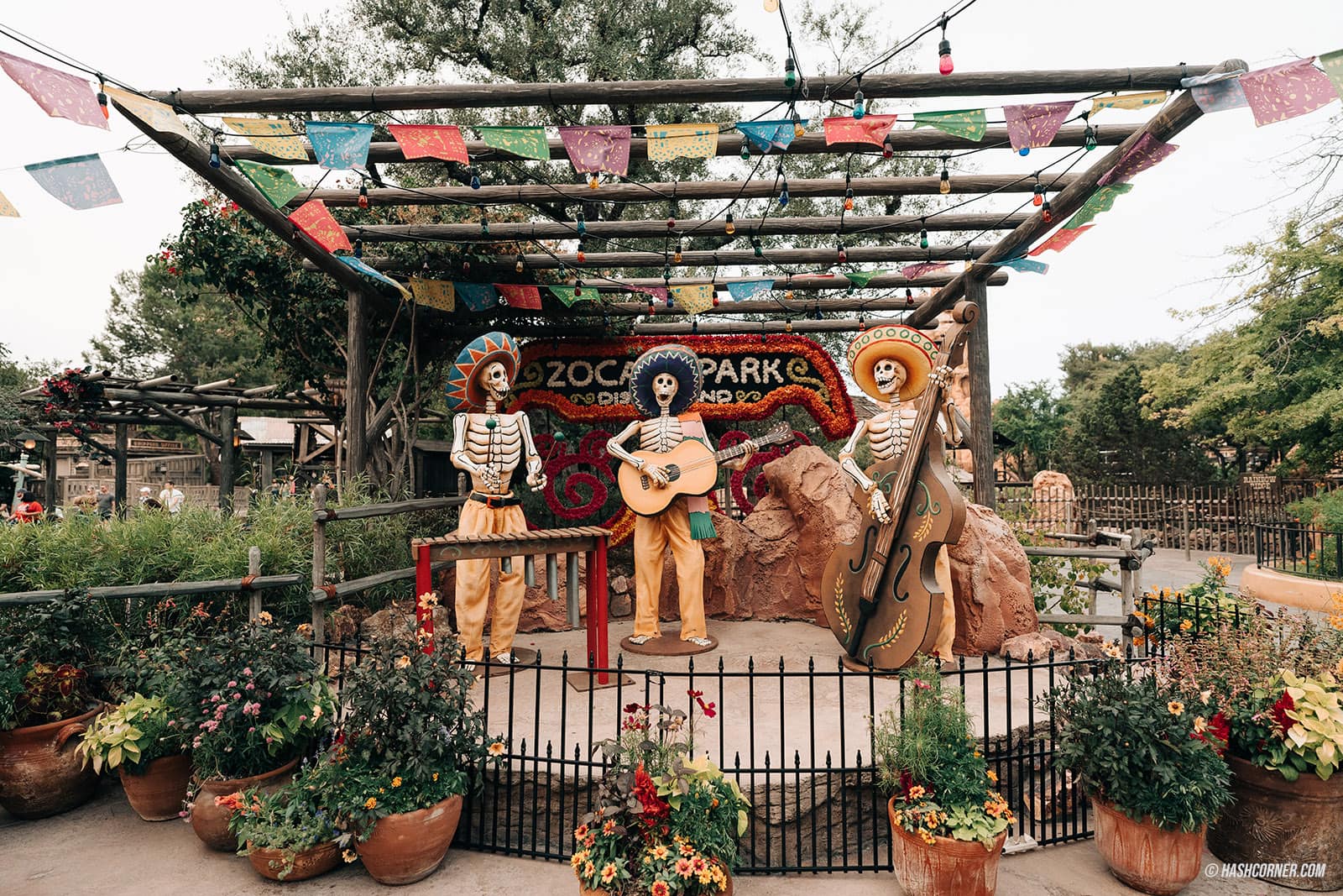 รีวิว Disneyland Park x แคลิฟอร์เนีย (California) เล่นหนักจัดเต็ม!