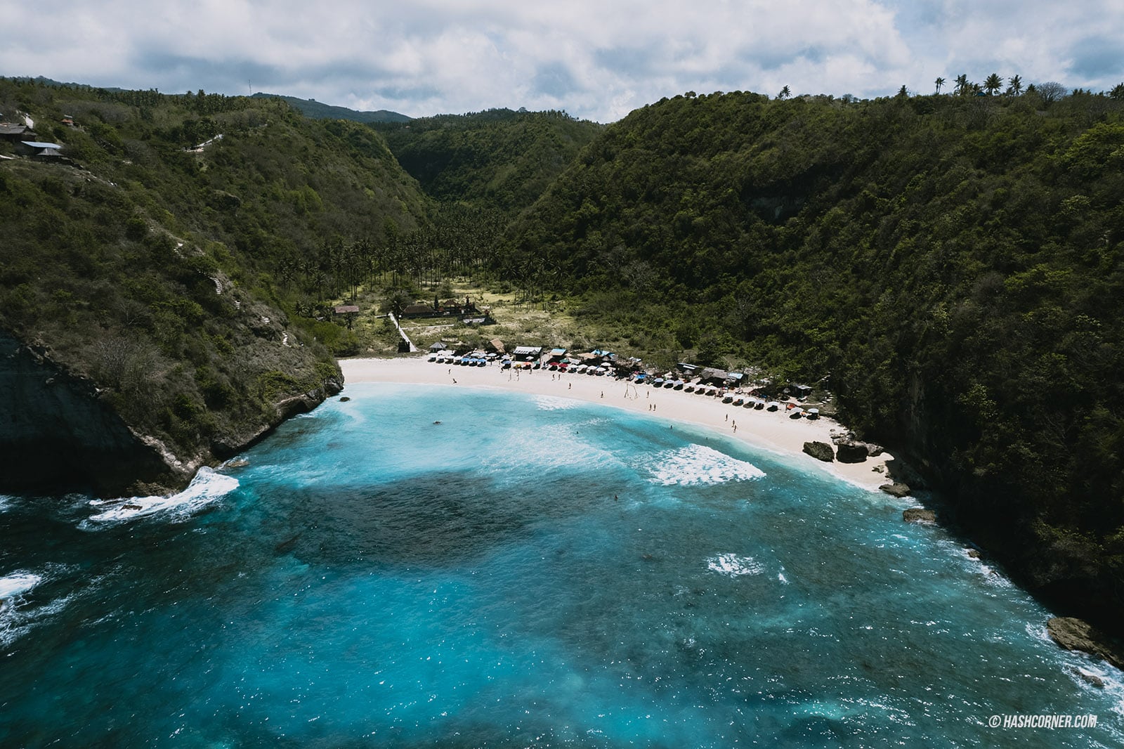 รีวิว ไดมอนด์บีช (Diamond Beach) x เกาะนูซาเปอนีดา บาหลี