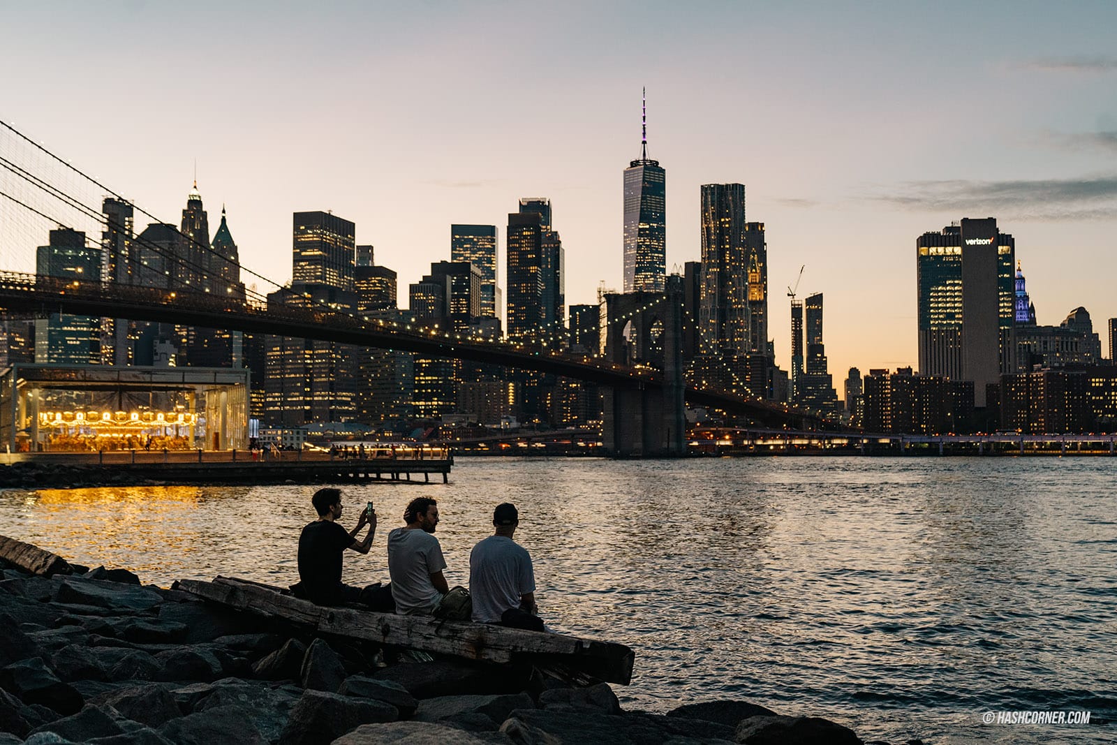 รีวิว สะพานบรูคลิน (Brooklyn Bridge) x นิวยอร์ก เดินเที่ยวถ่ายรูปสุดชิค
