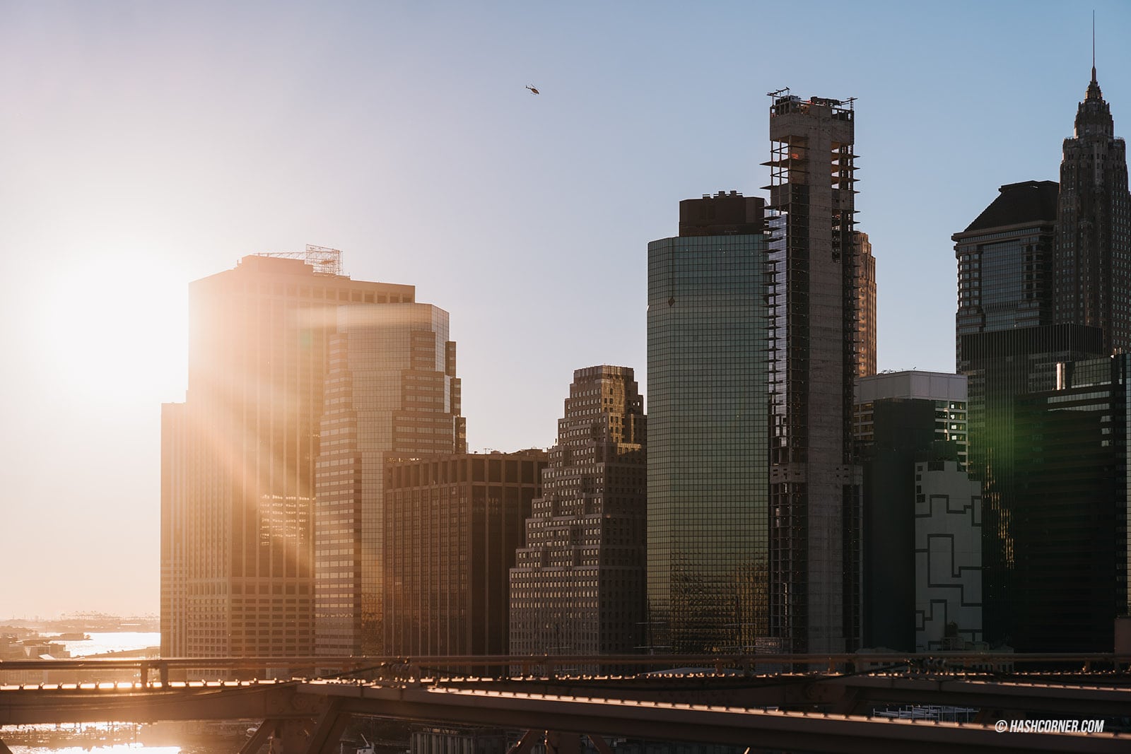 รีวิว สะพานบรูคลิน (Brooklyn Bridge) x นิวยอร์ก เดินเที่ยวถ่ายรูปสุดชิค