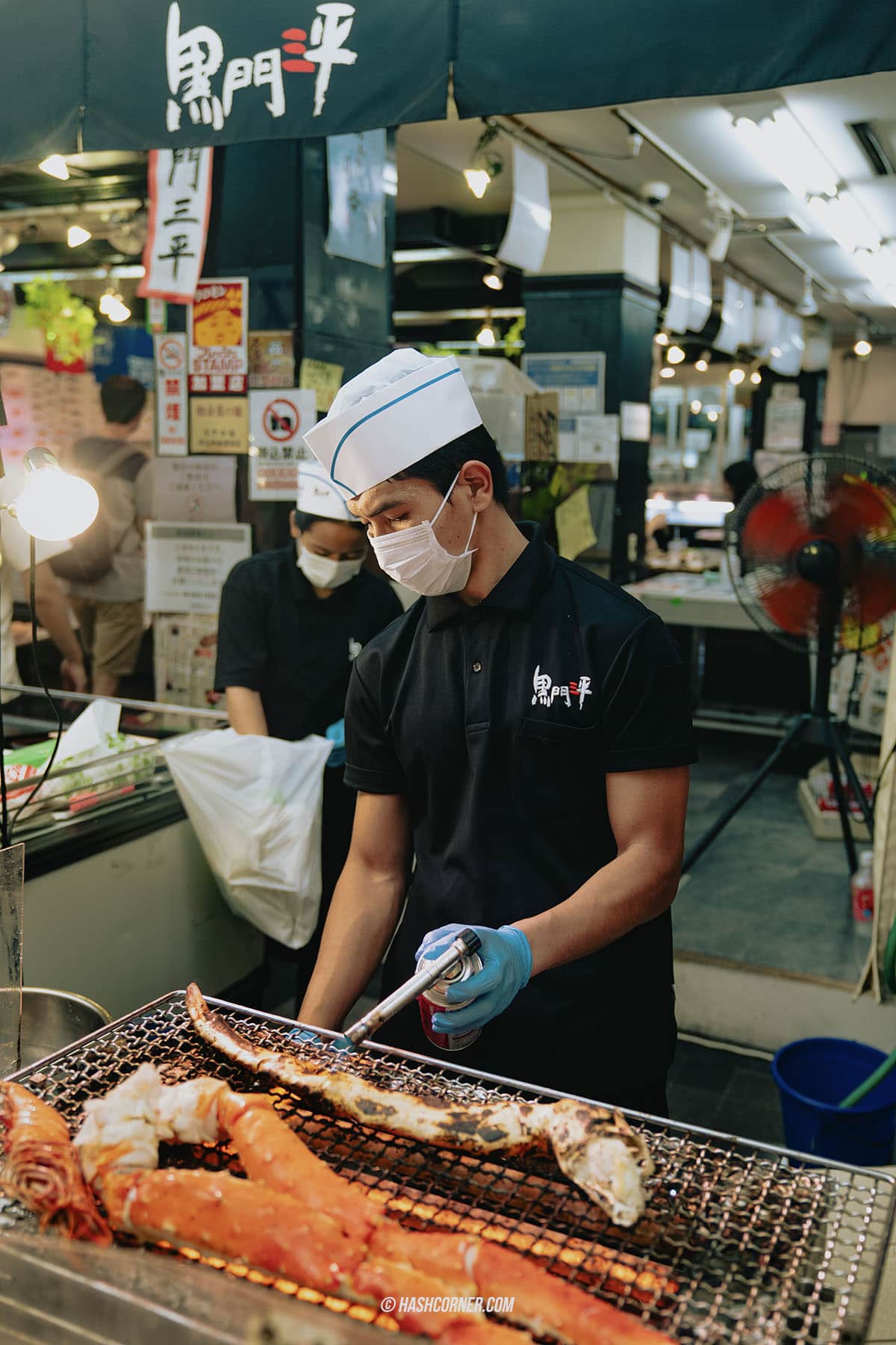 รีวิว ตลาดคุโรมง (Kuromon Market) x โอซาก้า เที่ยวตลาดปลา