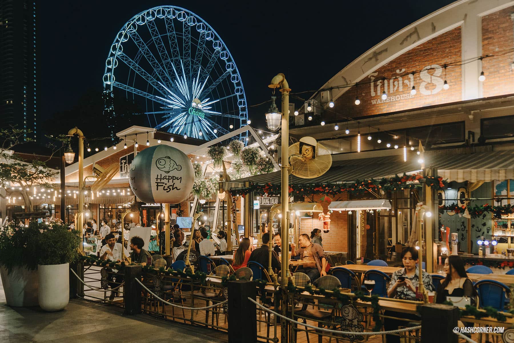 Asiatique Guide: Bangkok&#8217;s Eclectic Mix of Food, Fun, and Shopping