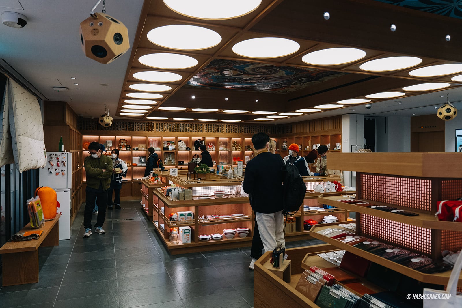 รีวิว ชินจูกุ (Shinjuku) x โตเกียว ย่านบันเทิง กินดื่มครบ!