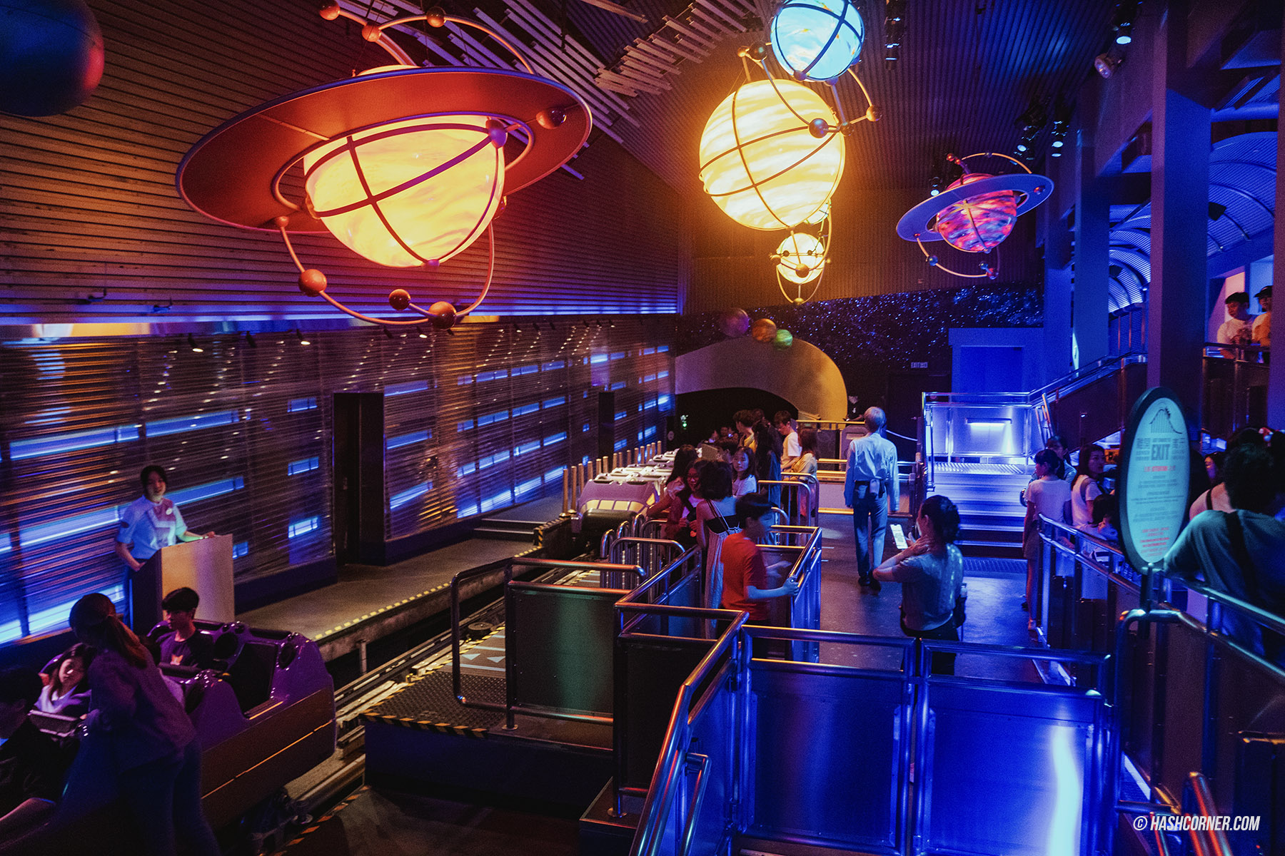 5 เครื่องเล่นห้ามพลาดใน Hong Kong Disneyland ปี 2025