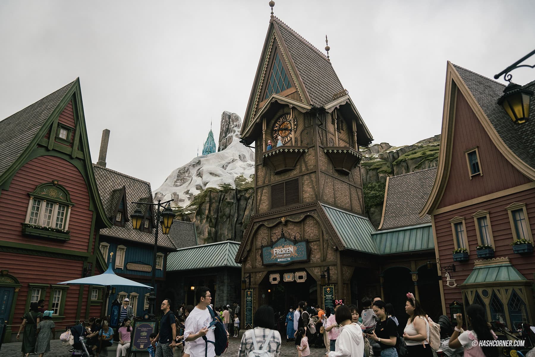 5 เครื่องเล่นห้ามพลาดใน Hong Kong Disneyland ปี 2025