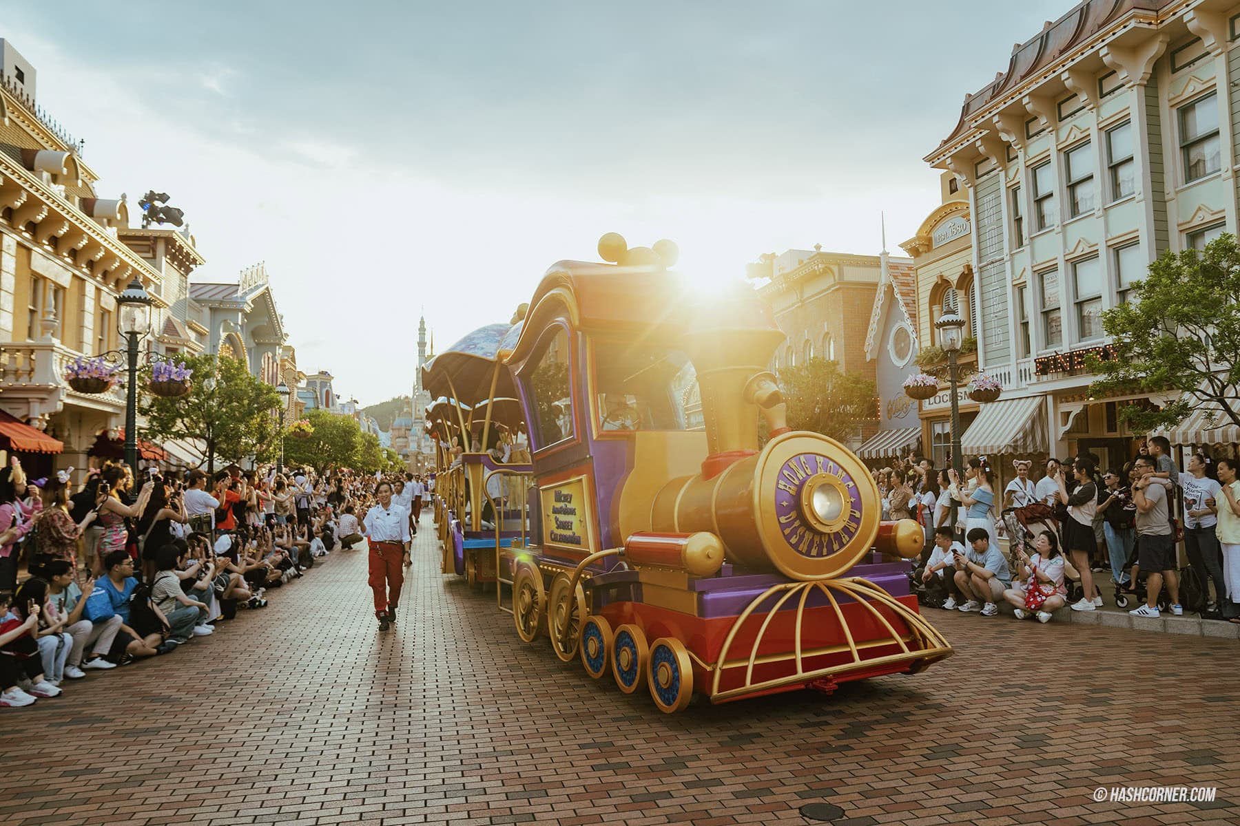 7 สิ่งห้ามพลาดใน ฮ่องกงดิสนีย์แลนด์ (Hong Kong Disneyland) ปี 2024