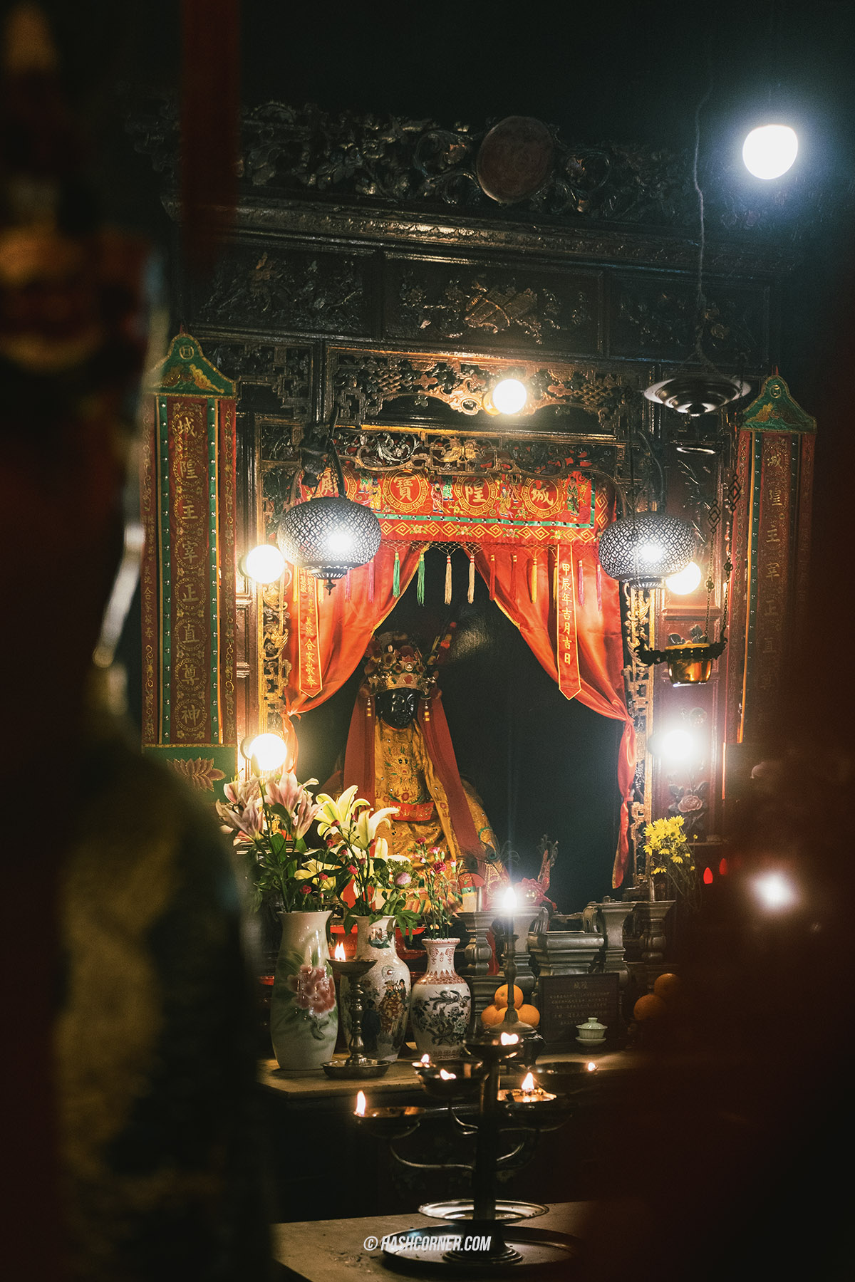 รีวิว วัดหม่านโหม่ว (Man Mo Temple) x ฮ่องกง วัดเก่าแก่ที่สายมูต้องมา