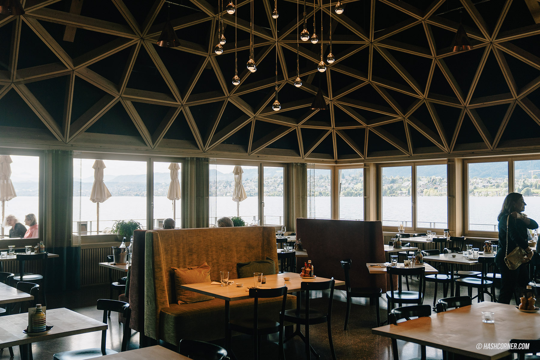 รีวิว ซูริค (Zurich) x สวิตเซอร์แลนด์ เที่ยวเมืองดินแดนสวรรค์
