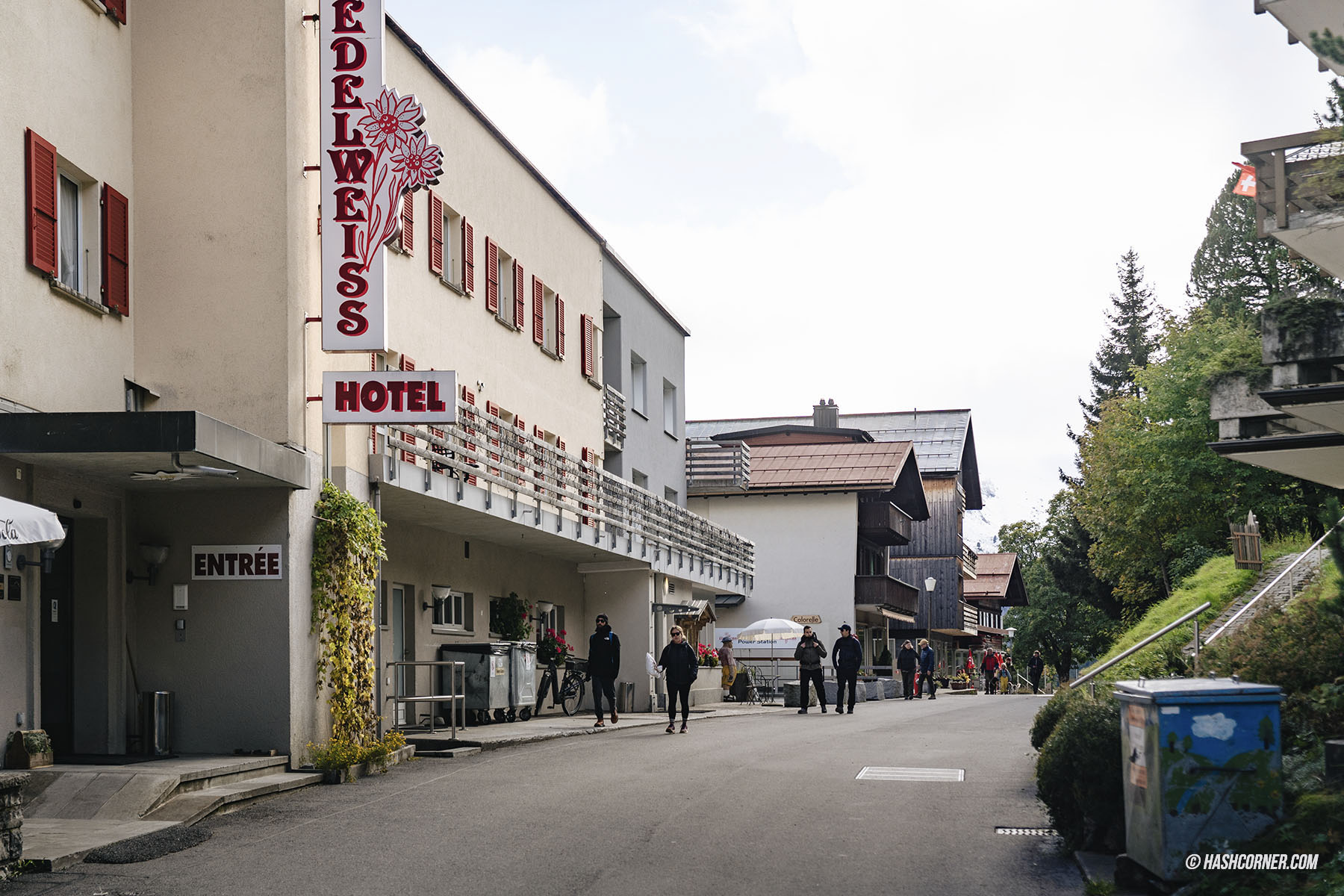 รีวิว เมอร์เรน (Murren) x สวิตเซอร์แลนด์ หมู่บ้านวิวเทือกเขาสวิสแอลป์