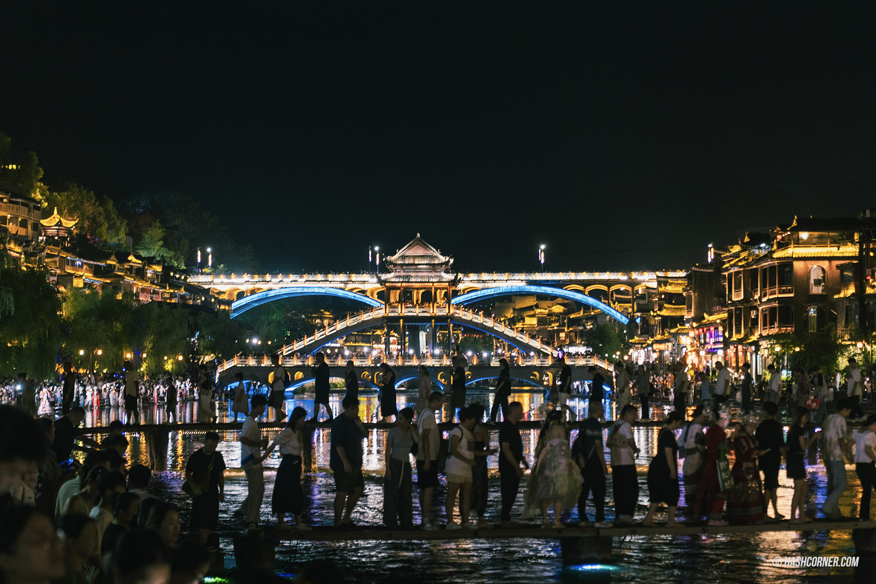 รีวิว เฟิ่งหวง (Fenghuag) x จีน เมืองโบราณที่ยังมีชีวิต