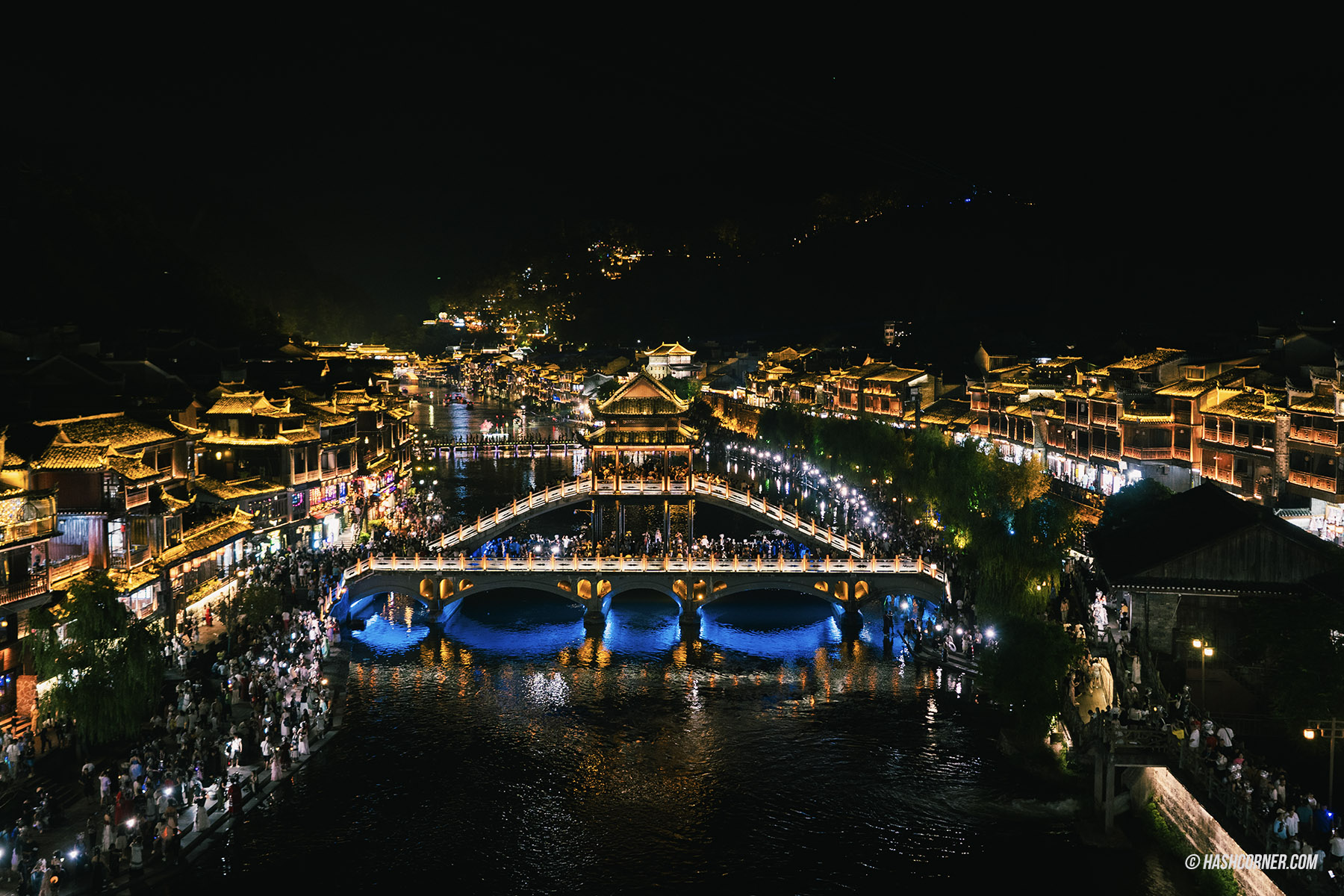 รีวิว เฟิ่งหวง (Fenghuag) x จีน เมืองโบราณที่ยังมีชีวิต