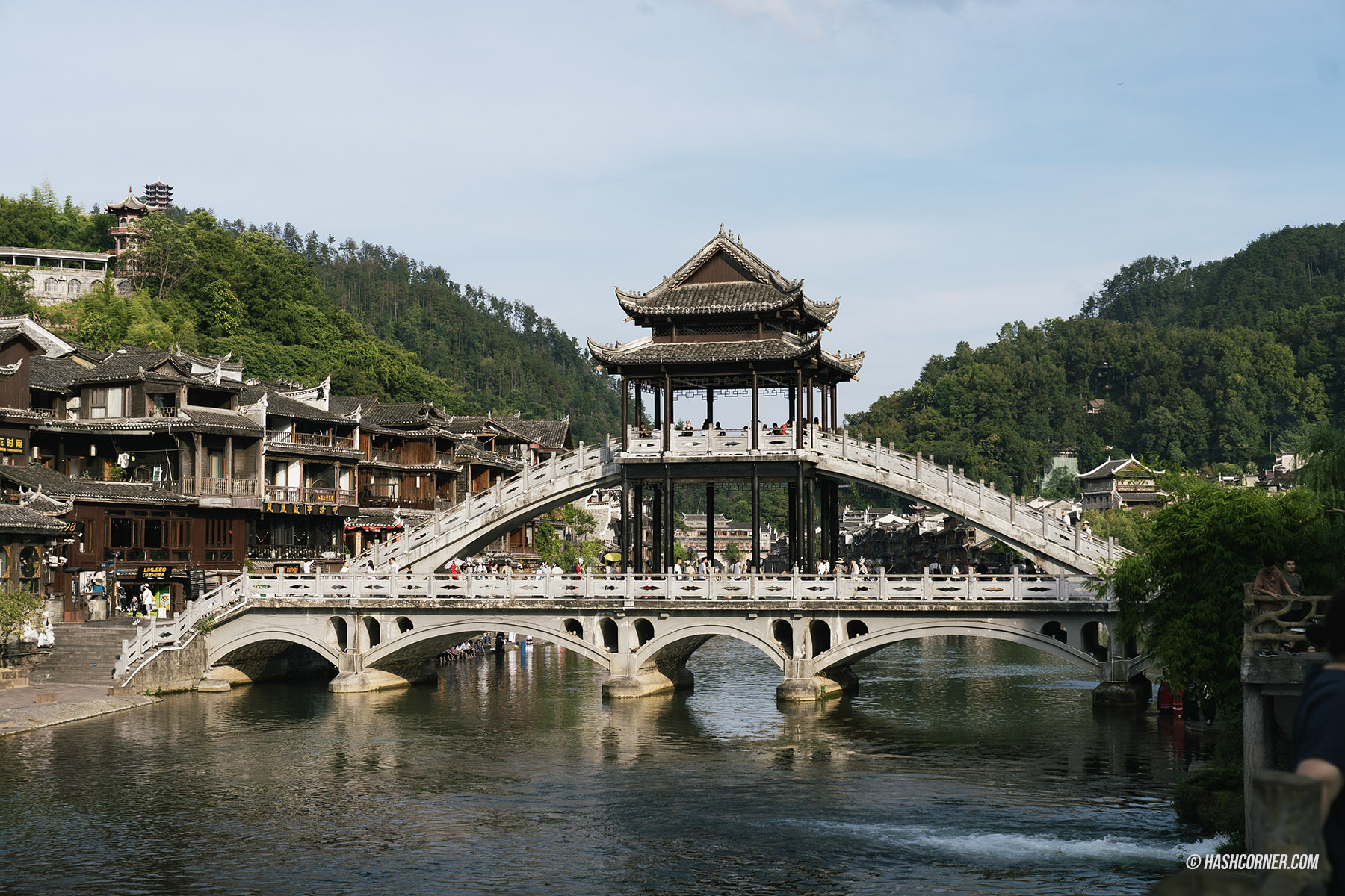 รีวิว เฟิ่งหวง (Fenghuag) x จีน เมืองโบราณที่ยังมีชีวิต