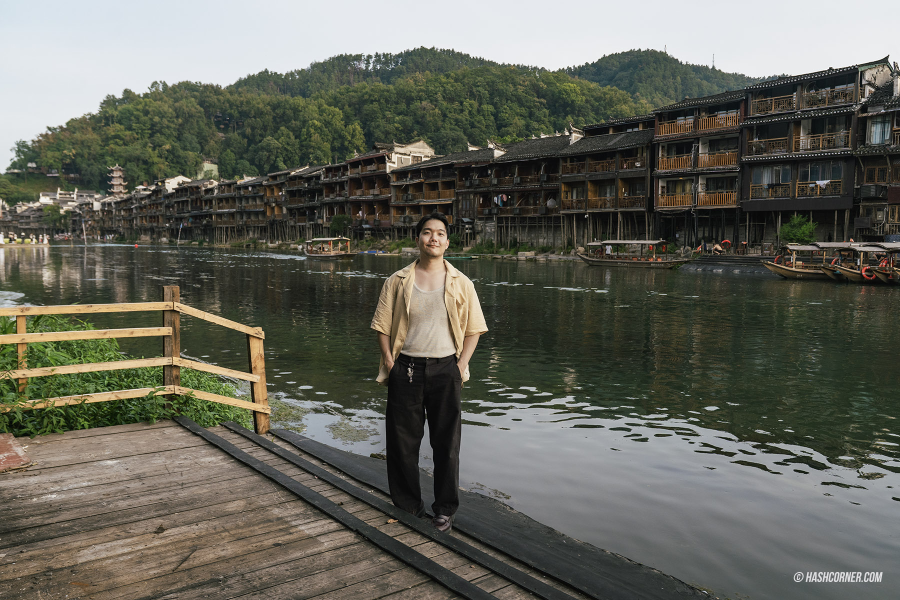 รีวิว เฟิ่งหวง (Fenghuag) x จีน เมืองโบราณที่ยังมีชีวิต