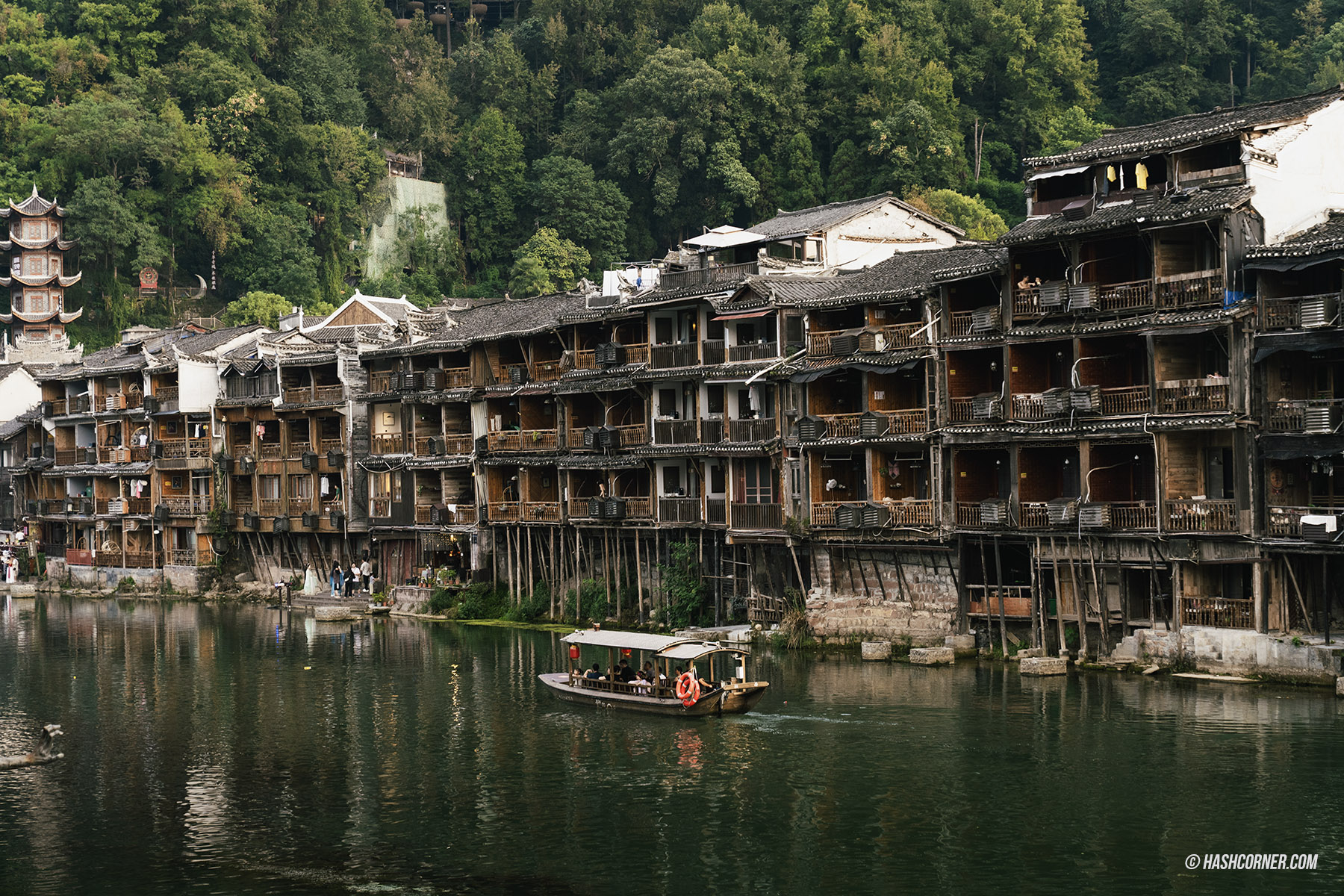 รีวิว เฟิ่งหวง (Fenghuag) x จีน เมืองโบราณที่ยังมีชีวิต