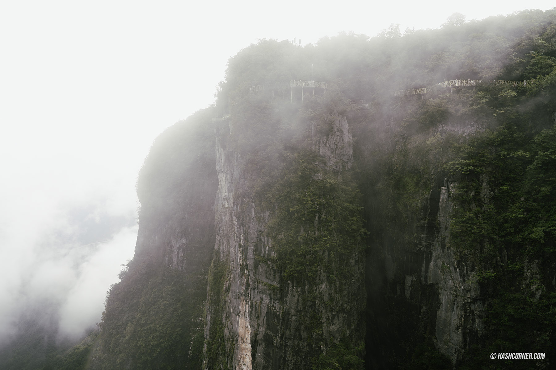 รีวิว เขาเทียนเหมินซาน (Tianmenshan) x จางเจียเจี้ย ประตูสวรรค์ศักดิสิทธิ์